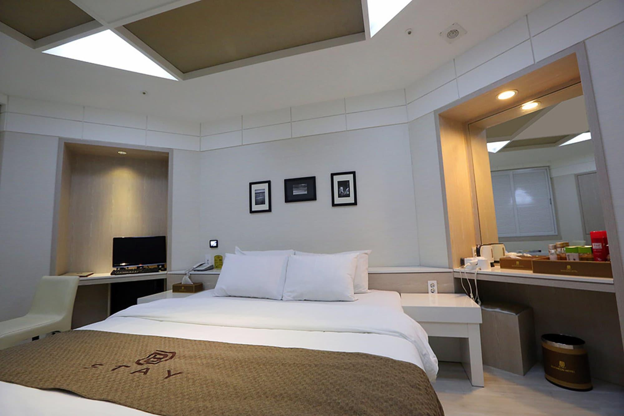 Bucheon Hotel Exterior photo